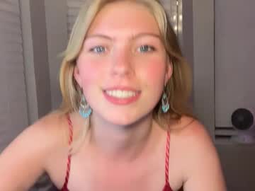 elliee81's chat room