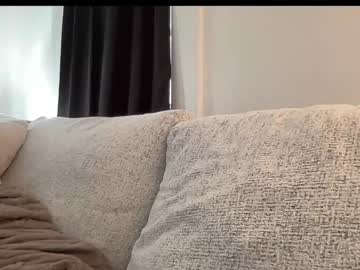 laylahlaylah1's chat room