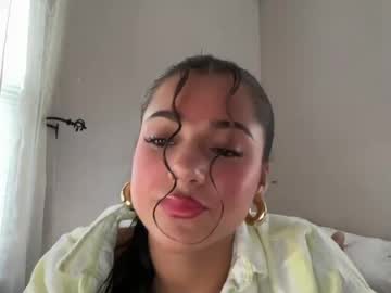 minahoneyy38's chat room