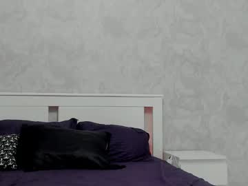 v_deville's chat room