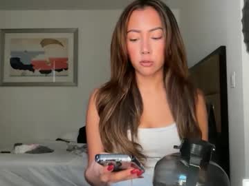 dollyrhodesss's chat room