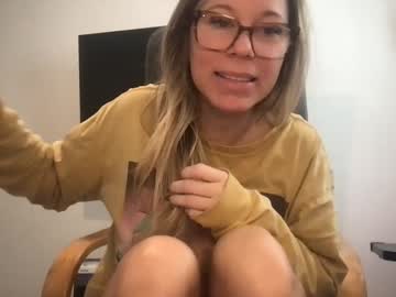 texas_blonde's chat room