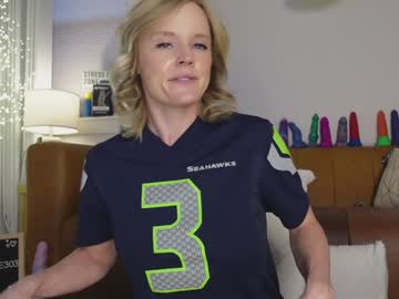 taylor_love_303's chat room