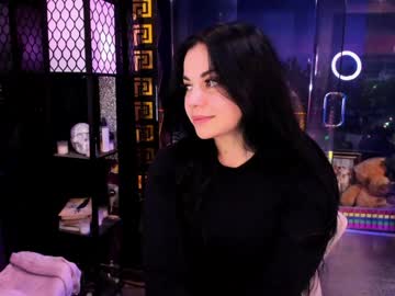 alma_pearl's chat room