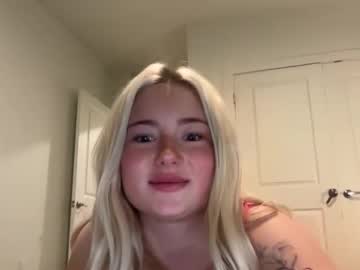 maddiethebaddiee's chat room