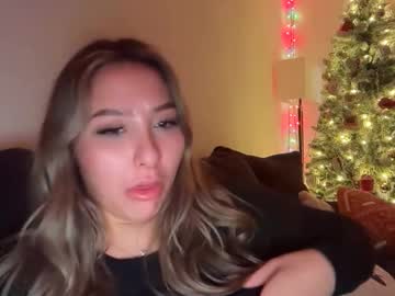 nicolelovesyou444's chat room