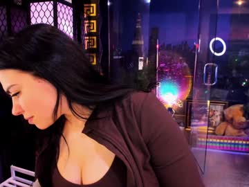 alma_pearl's chat room