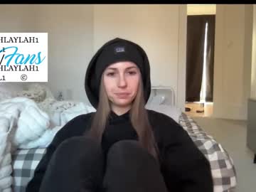 laylahlaylah1's chat room