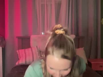 kaileeshy's chat room