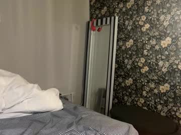 parisangel7's chat room