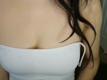 elisparadisex's chat room