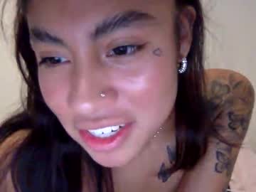 pretty_girl828687's chat room