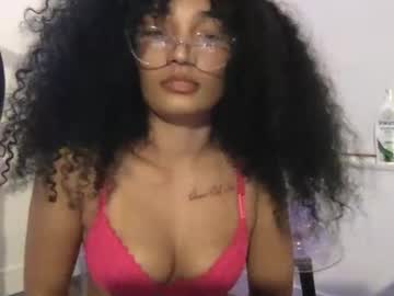 rosalinatoosexy's chat room