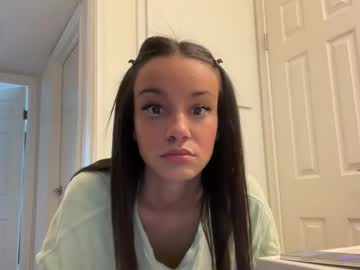 briannay0unggg's chat room