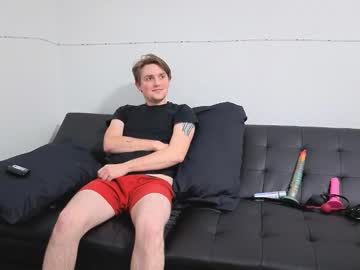 kittykira912261's chat room