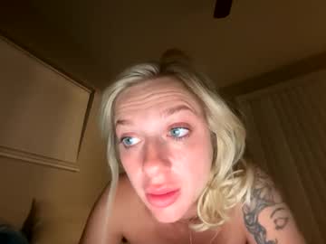 selenaaamariee's chat room