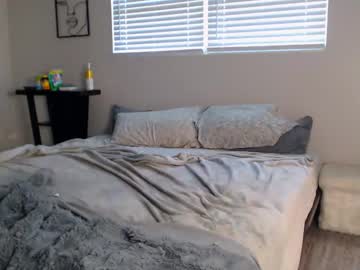 zoeemonroe's chat room