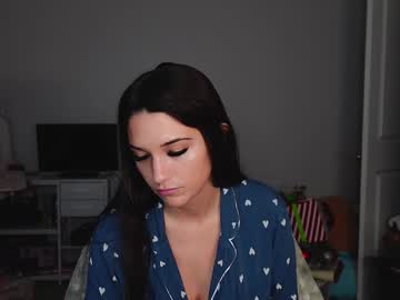 prettygirll23's chat room