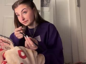 fantasyella's chat room