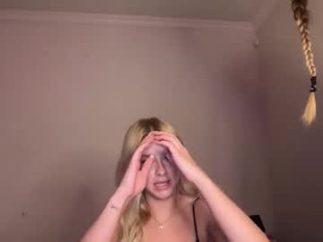 kenziesmithh's chat room