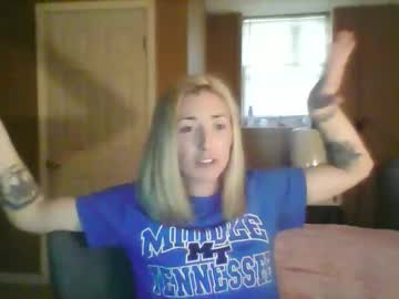 bubblesxxx615xxx601's chat room