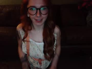 thetradwifee's chat room