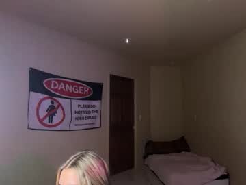 alyssastonee's chat room