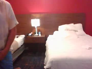 charleyandsmokie's chat room