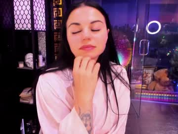 alma_pearl's chat room