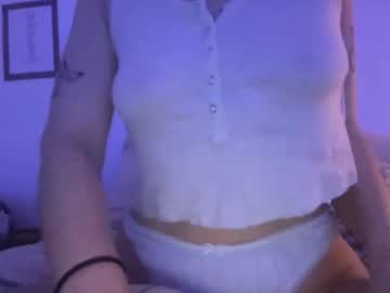 sweetgirl7000's chat room