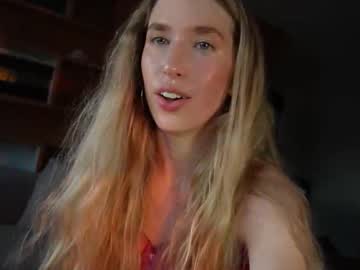 lucy_gooosey's chat room