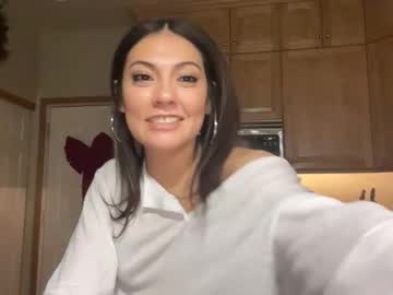 laylakitten4's chat room