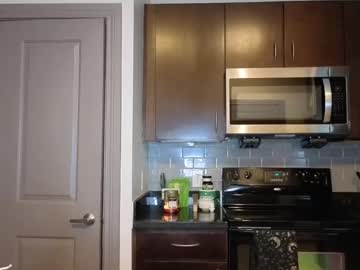 amaya_floress's chat room