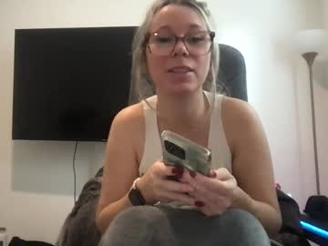 texas_blonde's chat room