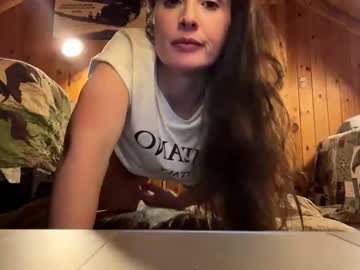 mysteriousmadam_'s chat room