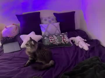 averyyy333's chat room