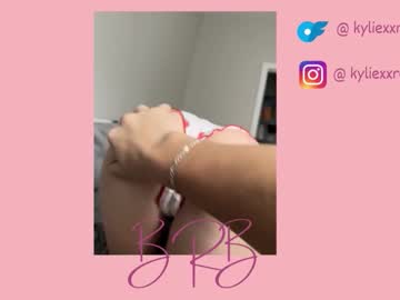 kyliexxrose's chat room