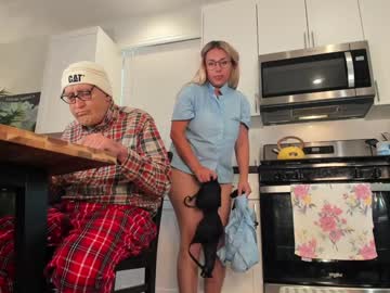 realtoxxxmaria's chat room