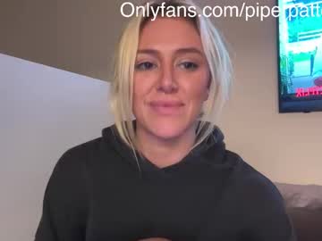 piper_patterson's chat room