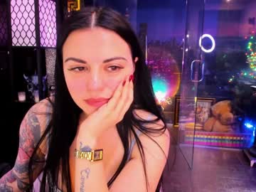 alma_pearl's chat room