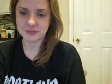 tinywithtiddies's chat room