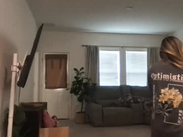 texas_blonde's chat room