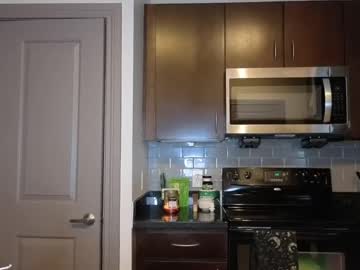 amaya_floress's chat room