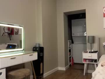 camilaaa15's chat room