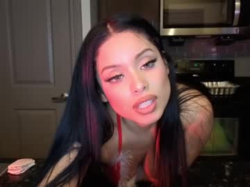 amaya_floress's chat room