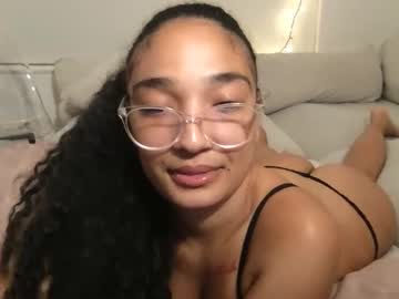 rosalinatoosexy's chat room