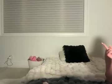 chloeros3e's chat room