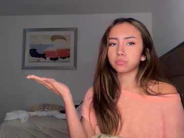 dollyrhodesss's chat room