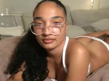 rosalinatoosexy's chat room