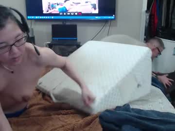 crownandkat's chat room